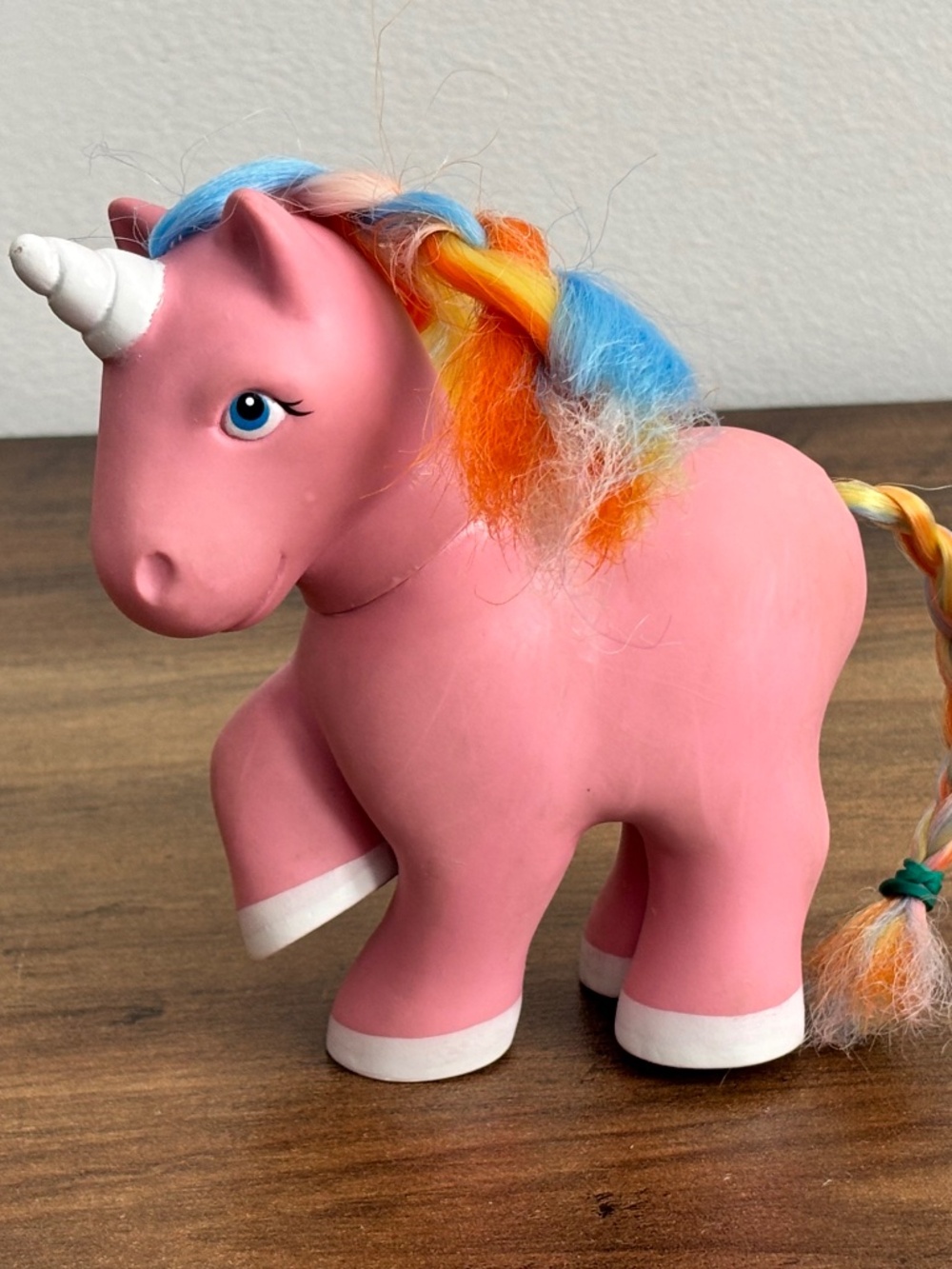 VINTAGE 1980's Pretty Pets Rainbow Hair Unicorn Pony Horse Toy Figure Remco 1984